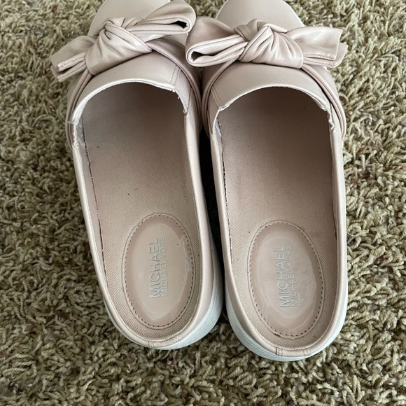 Michael Kors shoes size 8 - Picture 4 of 4